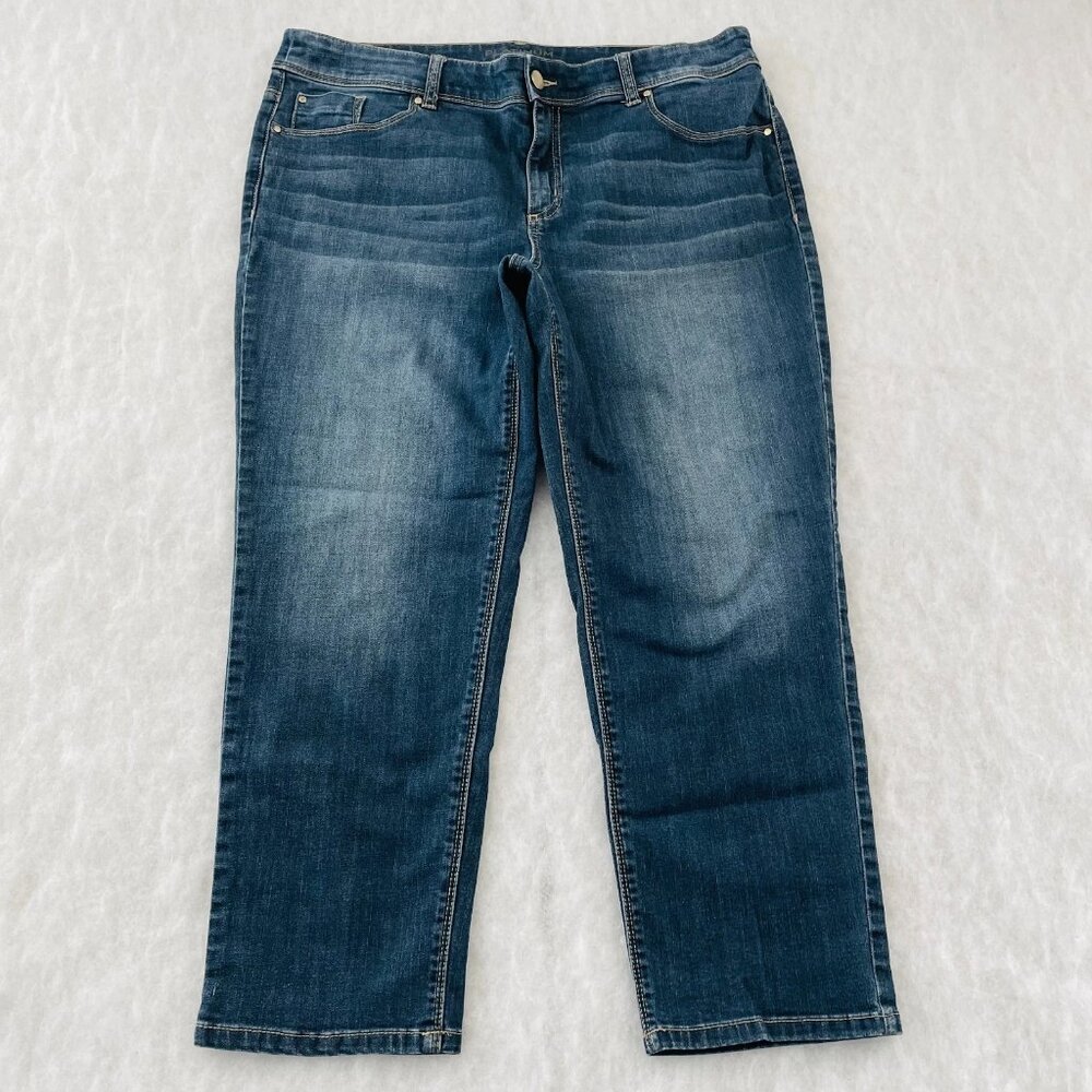 Chico's Platinum Womens Denim Blue Ultimate Fit Cropped Jeans Size 2 US Large
